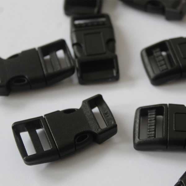 Durable 15mm Curved Side Release Buckles in Black Plastic Finish