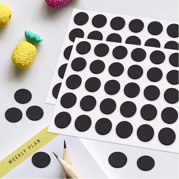 Flexible Magnetic Adhesive Dots for Easy DIY Fixing and Home Use Packs
