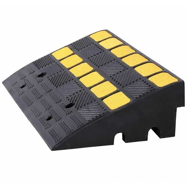 Portable Rubber Driveway Kerb Ramp for Smooth Vehicle Access